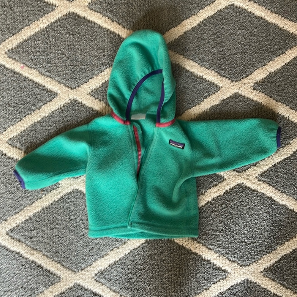 Patagonia fleece 3-6 months